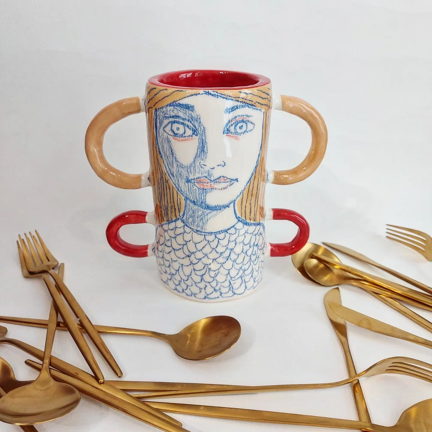 Vaso Donna con braccia